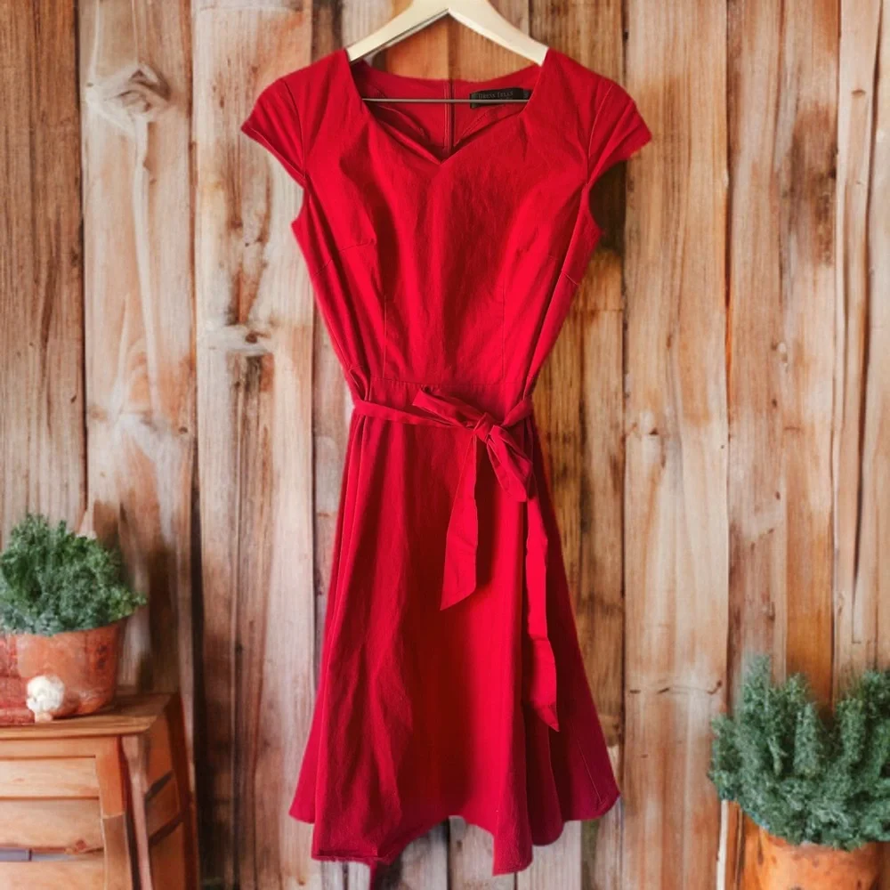 Dress Tells Red A Line Dress belted - Picture 1 of 3